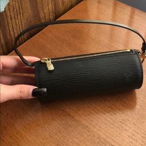 Louis Vuitton Black Epi leather papillon pochette
